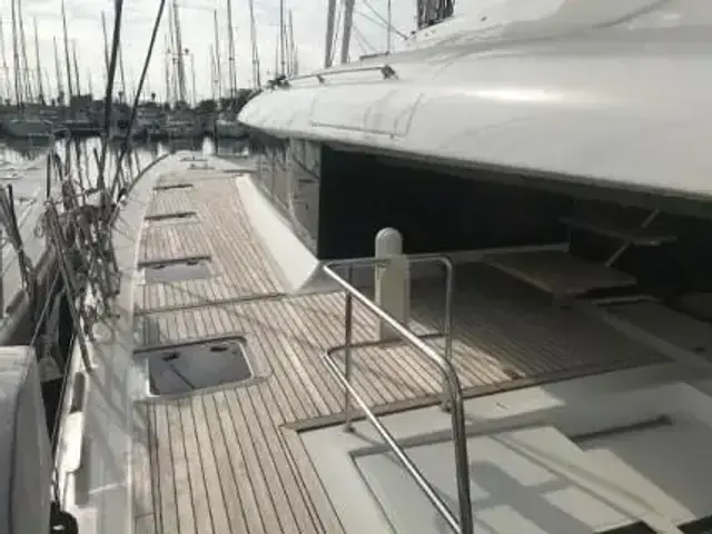 Lagoon 62'