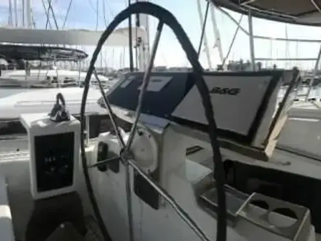 Lagoon 62'