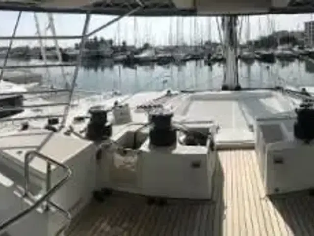 Lagoon 62'