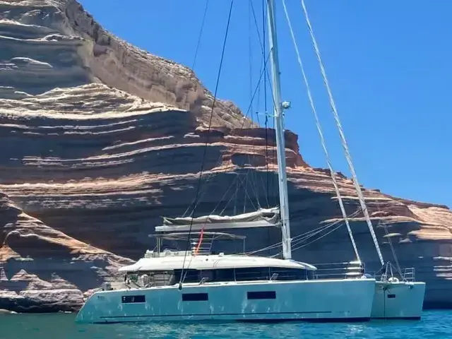 Lagoon 62'