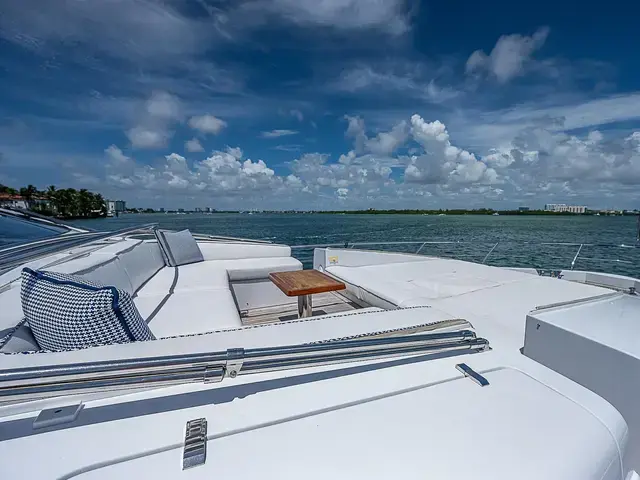 Azimut 82'