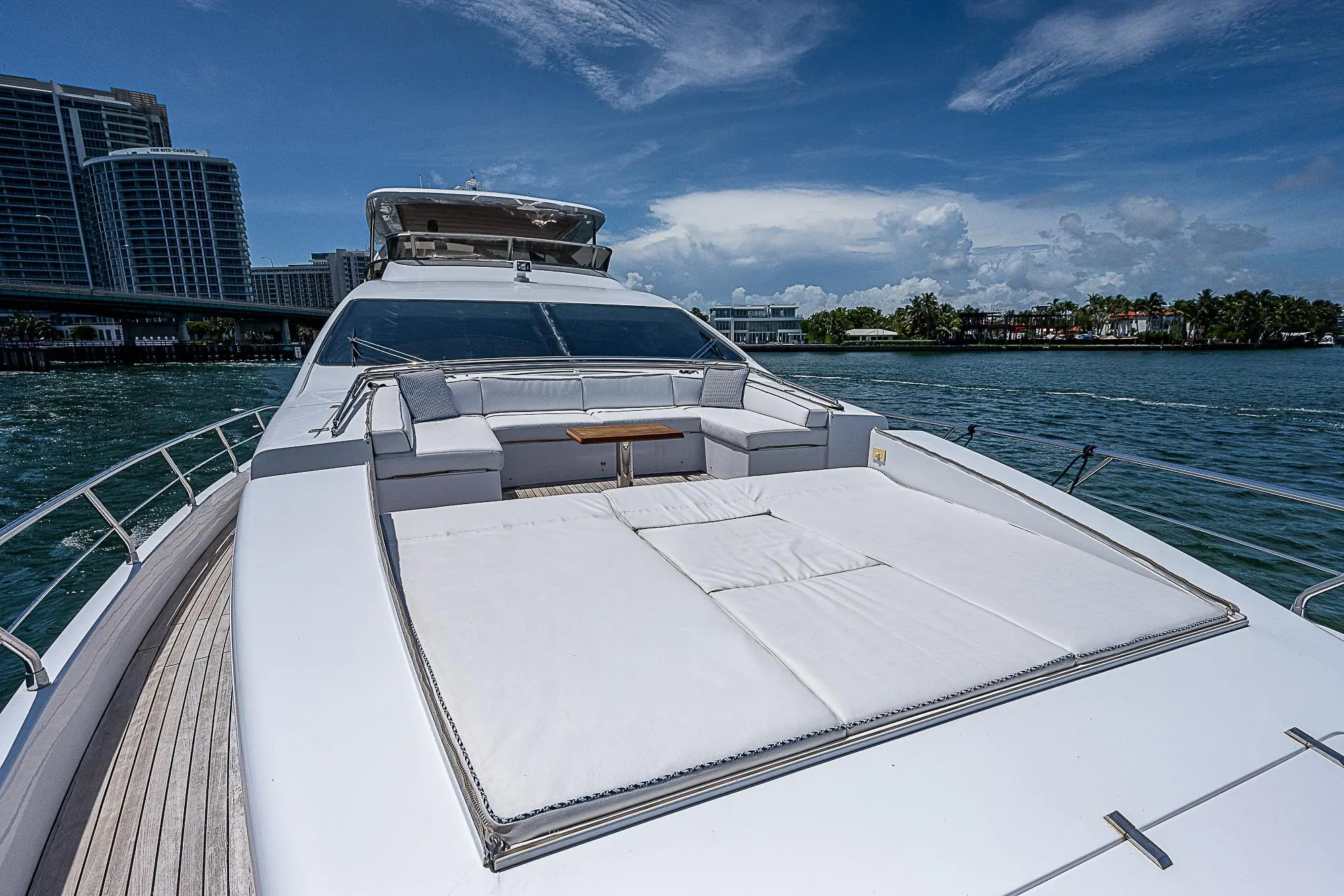 2012 Azimut 82'