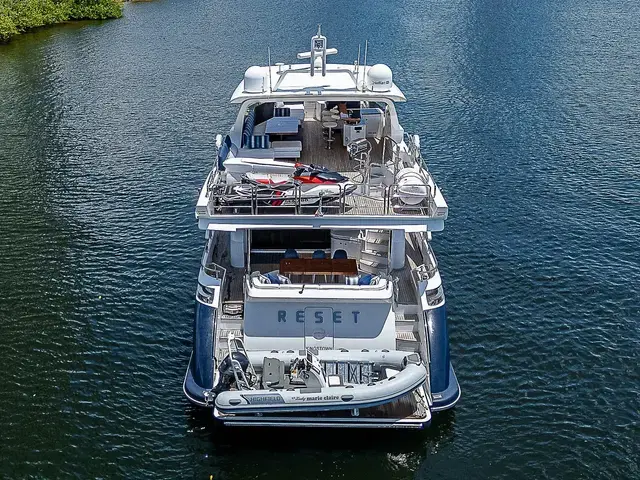 Azimut 82'