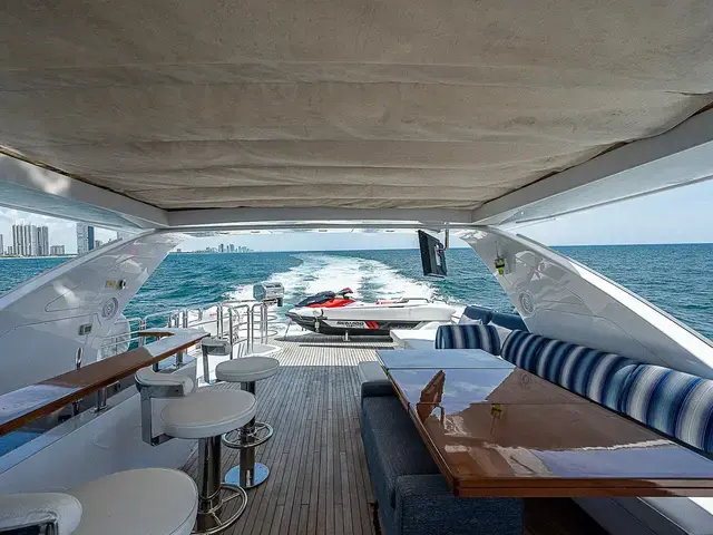 Azimut 82'