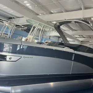 2025 Bennington Marine 25 Rxsb