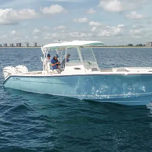  Cobia Boats 320 CC