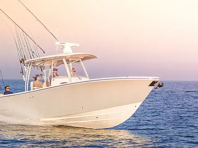 Cobia Boats 320 CC