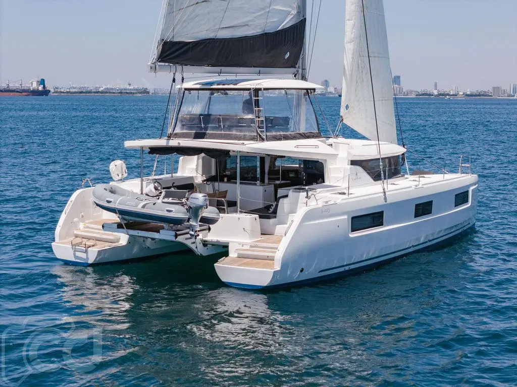 2021 Lagoon 46'