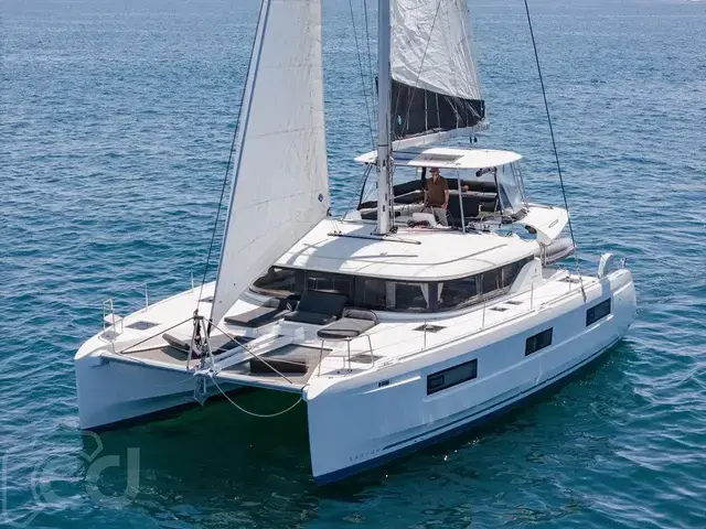 Lagoon 46'