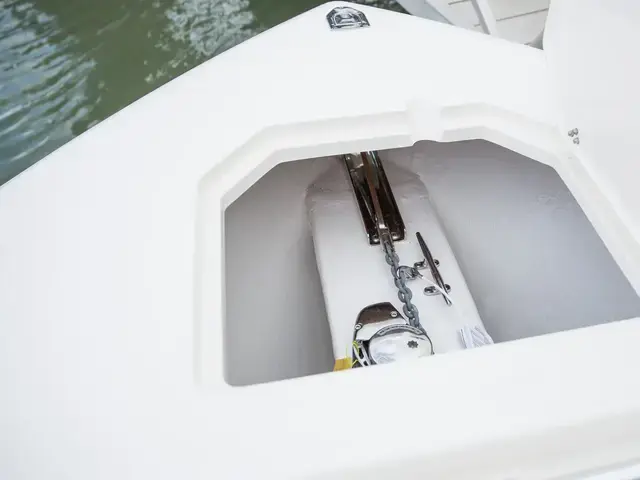 Cobia 320 Cc