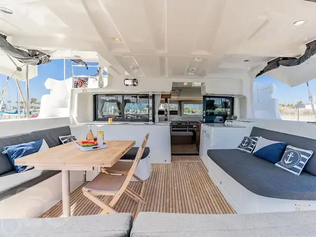 Lagoon 46'