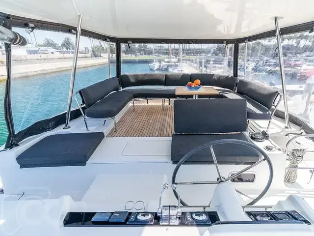 Lagoon 46'