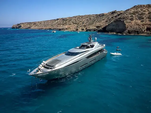 Peri Yachts 37m