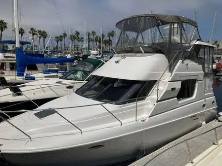 1999 Silverton 322 aft cabin