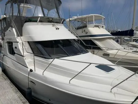 1999 Silverton 322 aft cabin