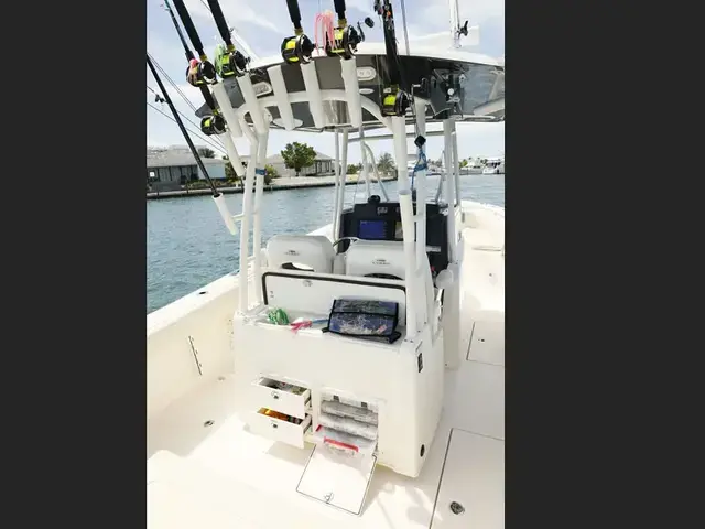 Cobia 301 Cc