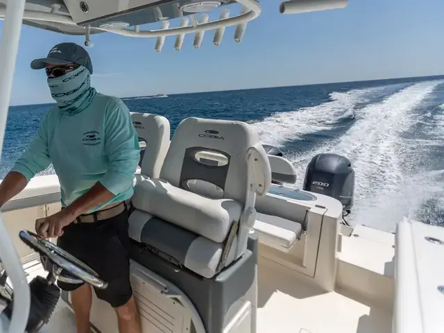 Cobia Boats 280 CC