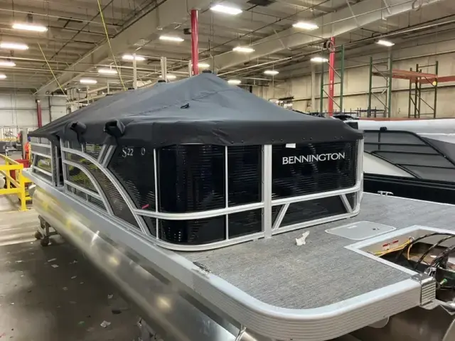 Bennington Marine IV