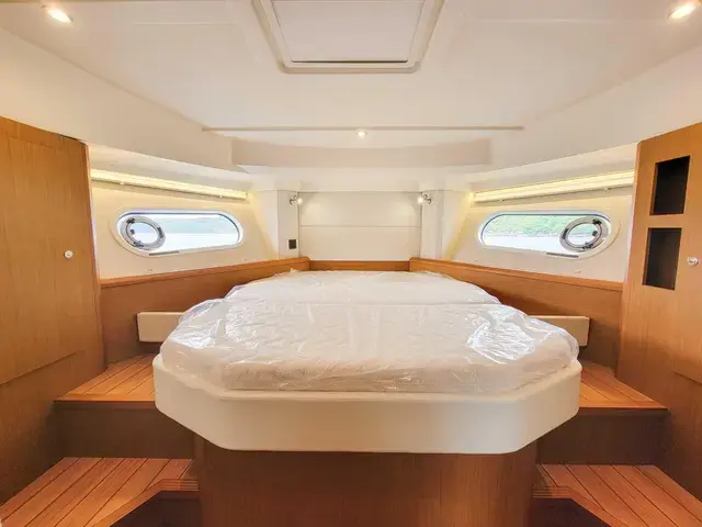 Beneteau SWIFT TRAWLER 41 FLY