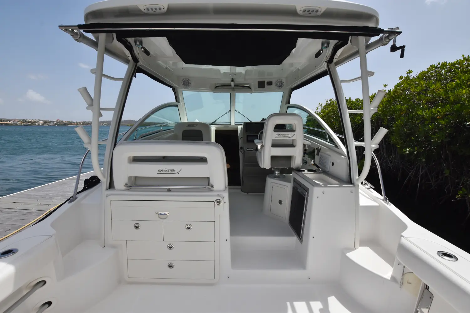 2013 Boston Whaler 315 conquest