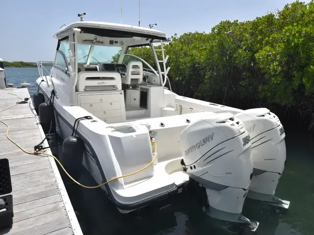 Boston Whaler 315 Conquest