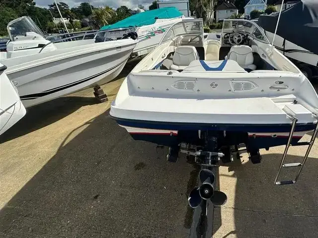 Bayliner 205 Bowrider