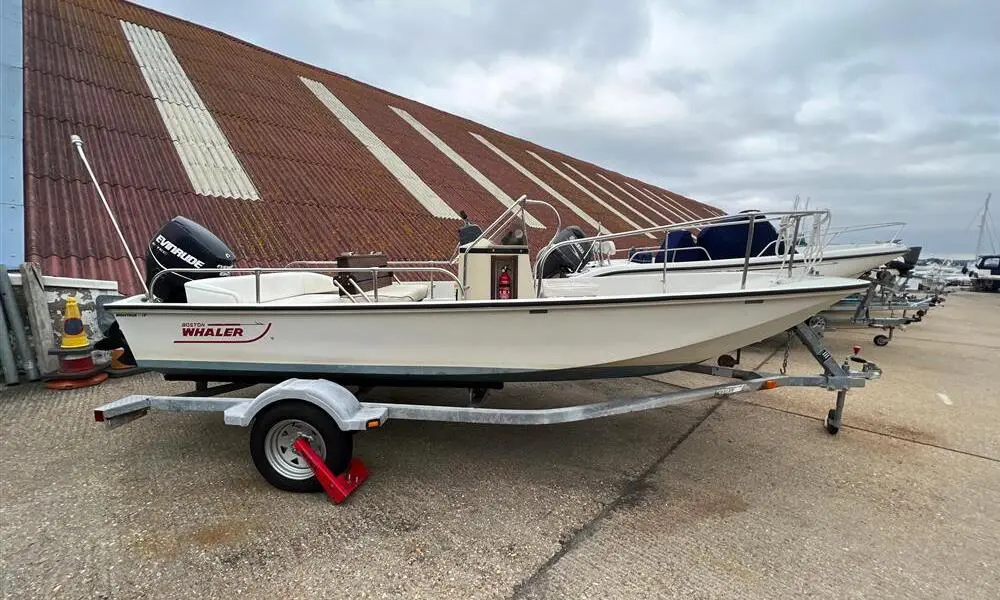 1988 Boston Whaler 17 montauk