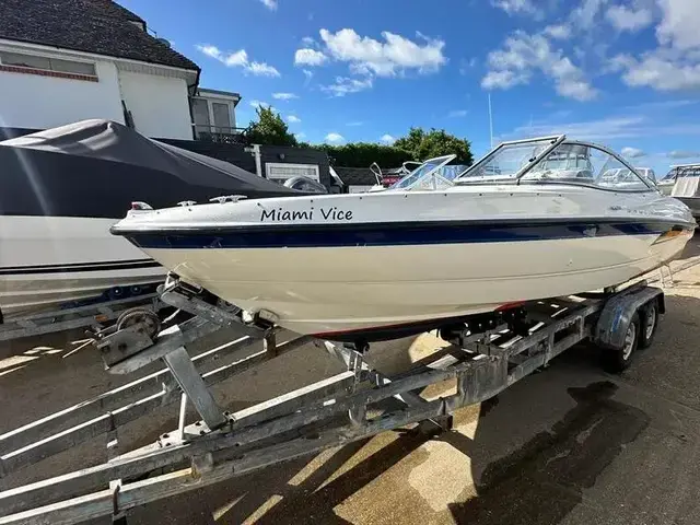 Bayliner 205 Bowrider