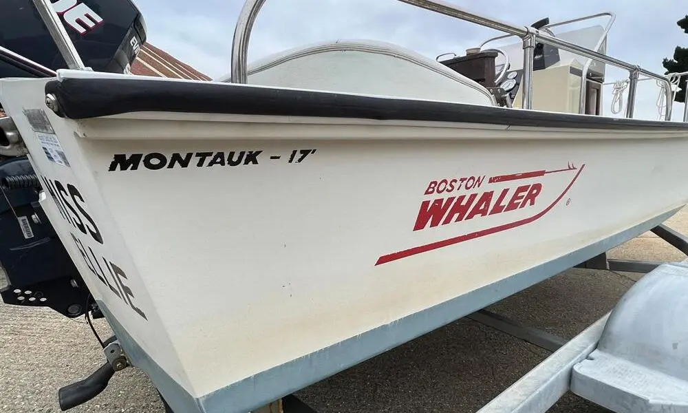 1988 Boston Whaler 17 montauk