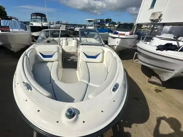 Bayliner 205 Bowrider