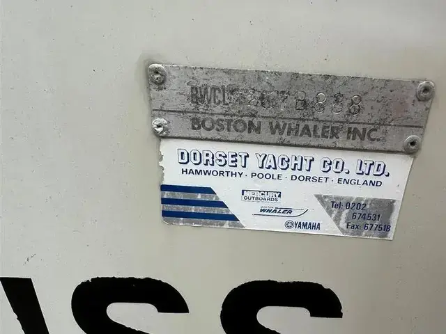 Boston Whaler 17 Montauk