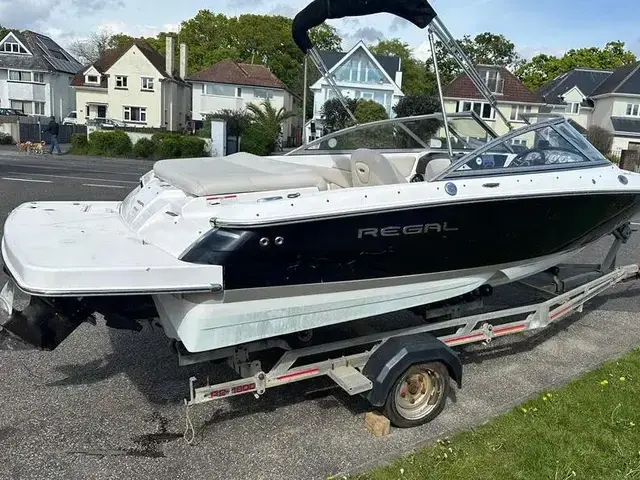 Regal 1900 Bowrider