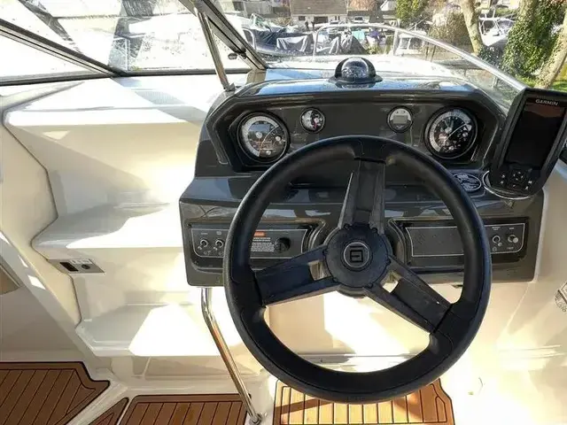 Bayliner Vr5