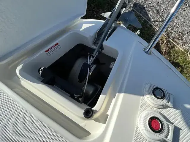 Bayliner Vr5