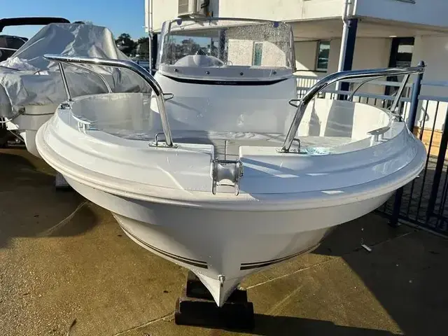 Jeanneau Cap Camarat 5.5 Cc