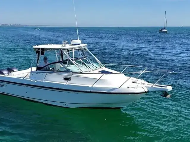 Boston Whaler 275 Conquest