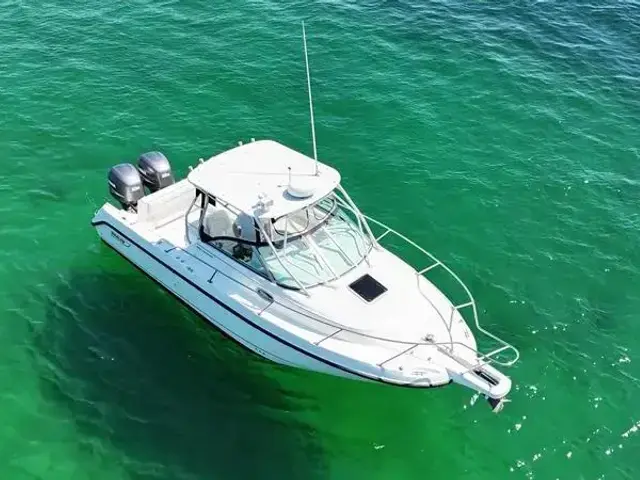 Boston Whaler 275 Conquest