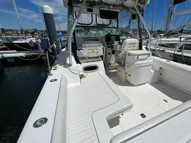 Boston Whaler 275 Conquest