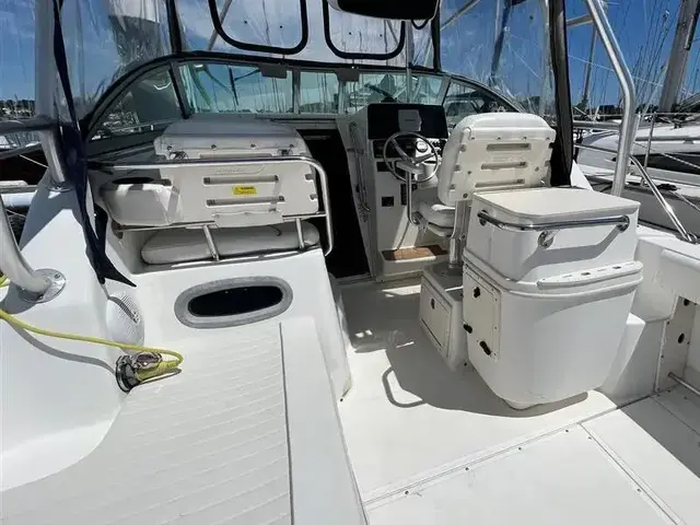 Boston Whaler 275 Conquest