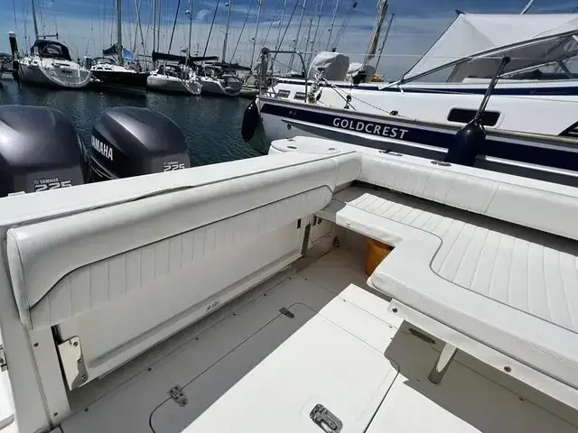 Boston Whaler 275 Conquest