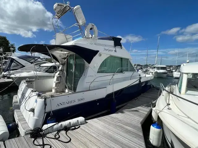 Beneteau Antares 9.80