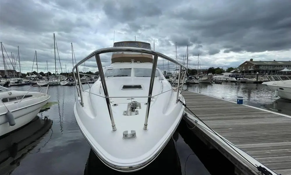 1999 Sealine f44 flybridge