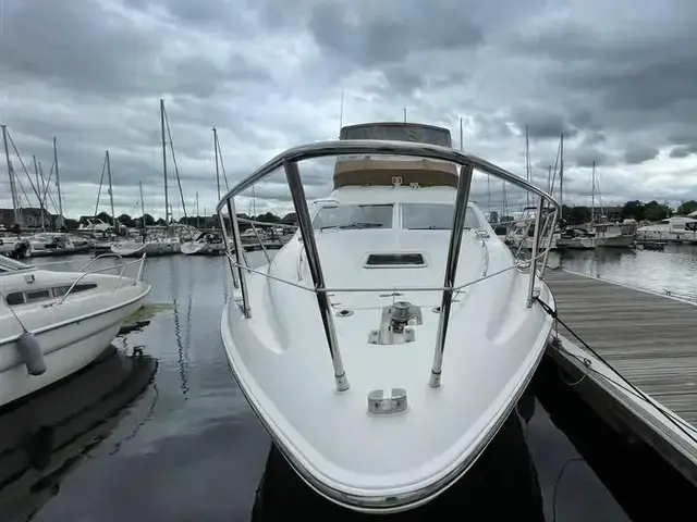 Sealine F44 Flybridge