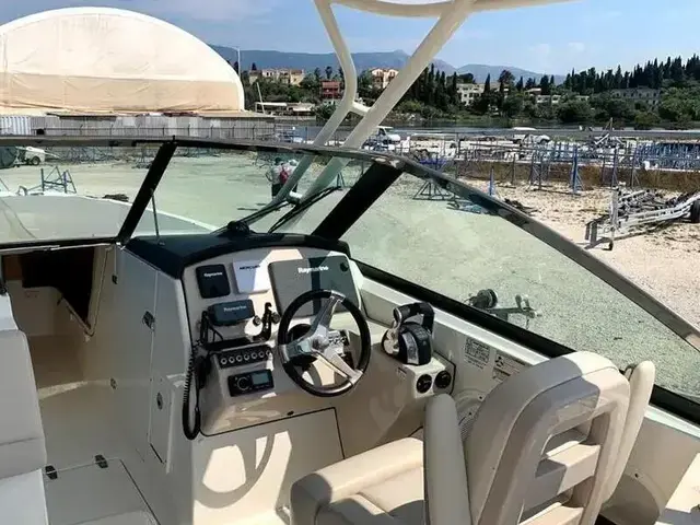 Boston Whaler 270 Vantage