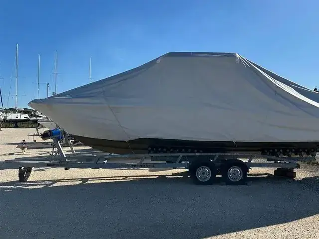 Boston Whaler 270 Vantage