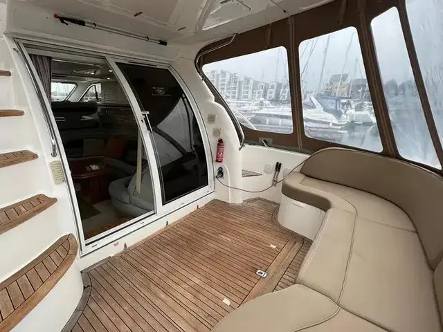 Sealine F44 Flybridge