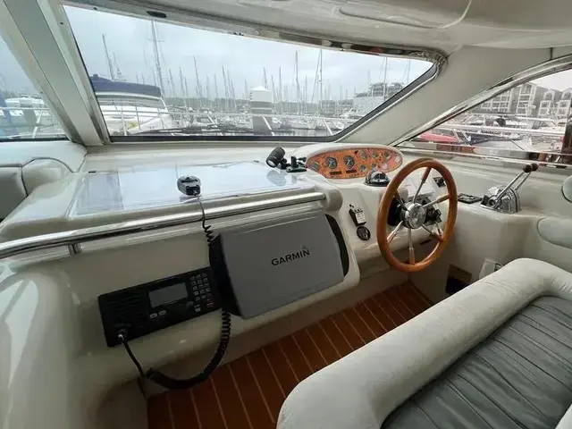 Sealine F44 Flybridge