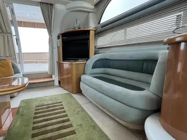 Sealine F44 Flybridge