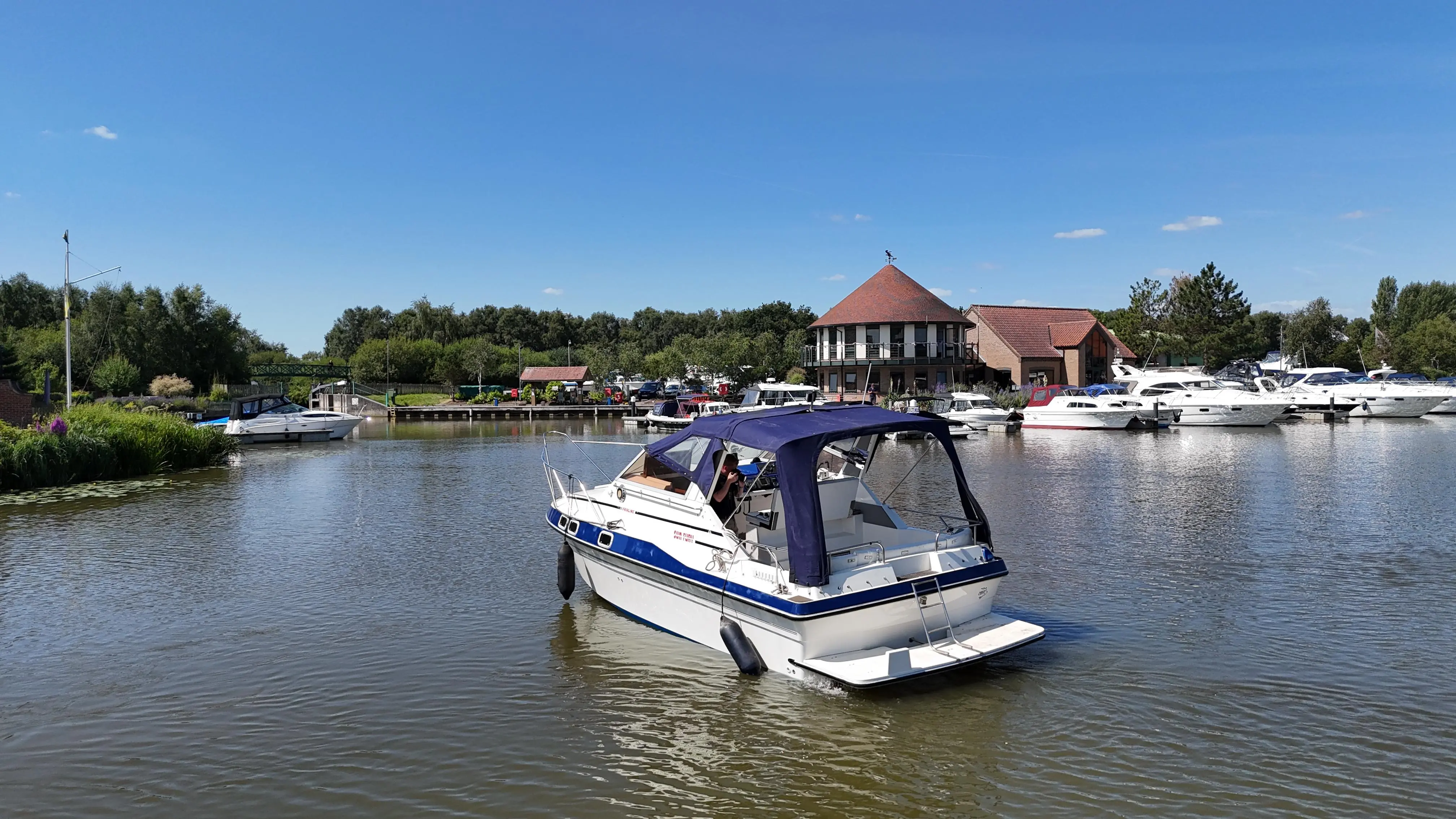 1989 Fairline sunfury 26