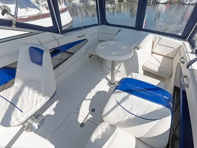 Bayliner Discovery 192